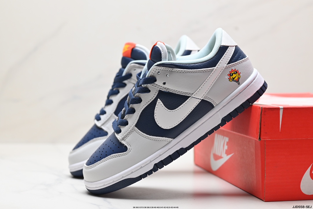 Nike Dunk Shoes